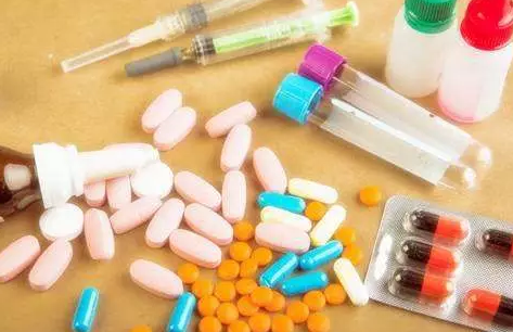 对于所有HIV的妈妈，不论CD4水平如何和病毒载量高低，都应终身抗病毒治疗。